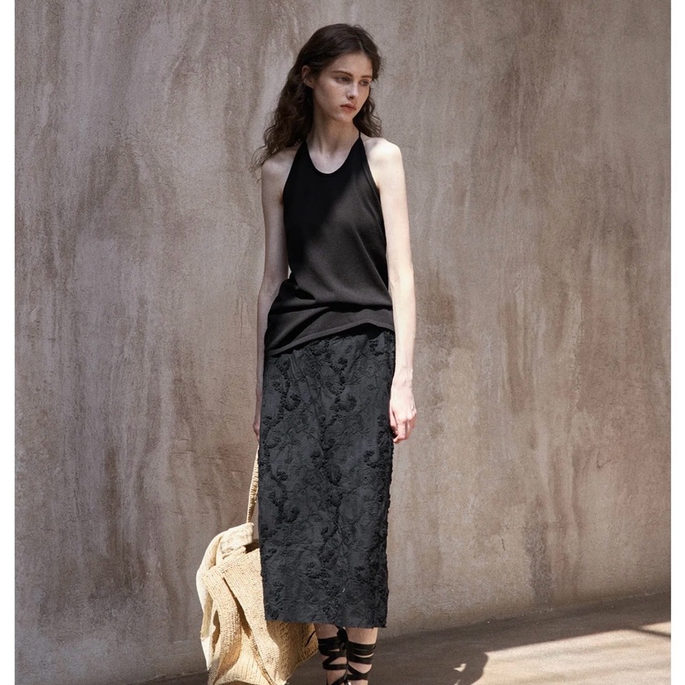 Hemi Blurr Tirra Loom Chic Black Floral Midi Skirt NWT